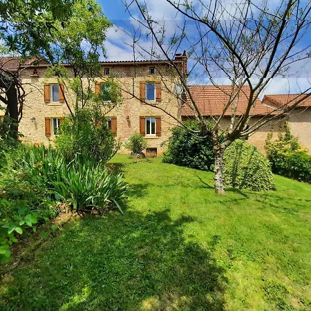 Bed and Breakfast Le Logis Des 3 Coeurs Aeiou